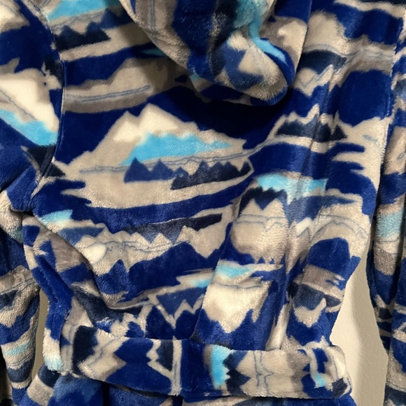 Lands' End Blue and Gray Patterned Robe - Picture 5 of 6